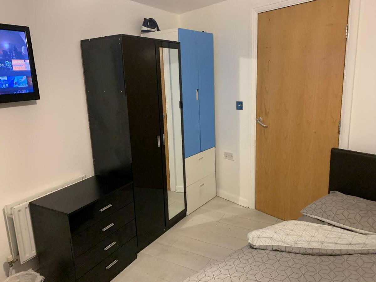 Room Near City London Exteriör bild