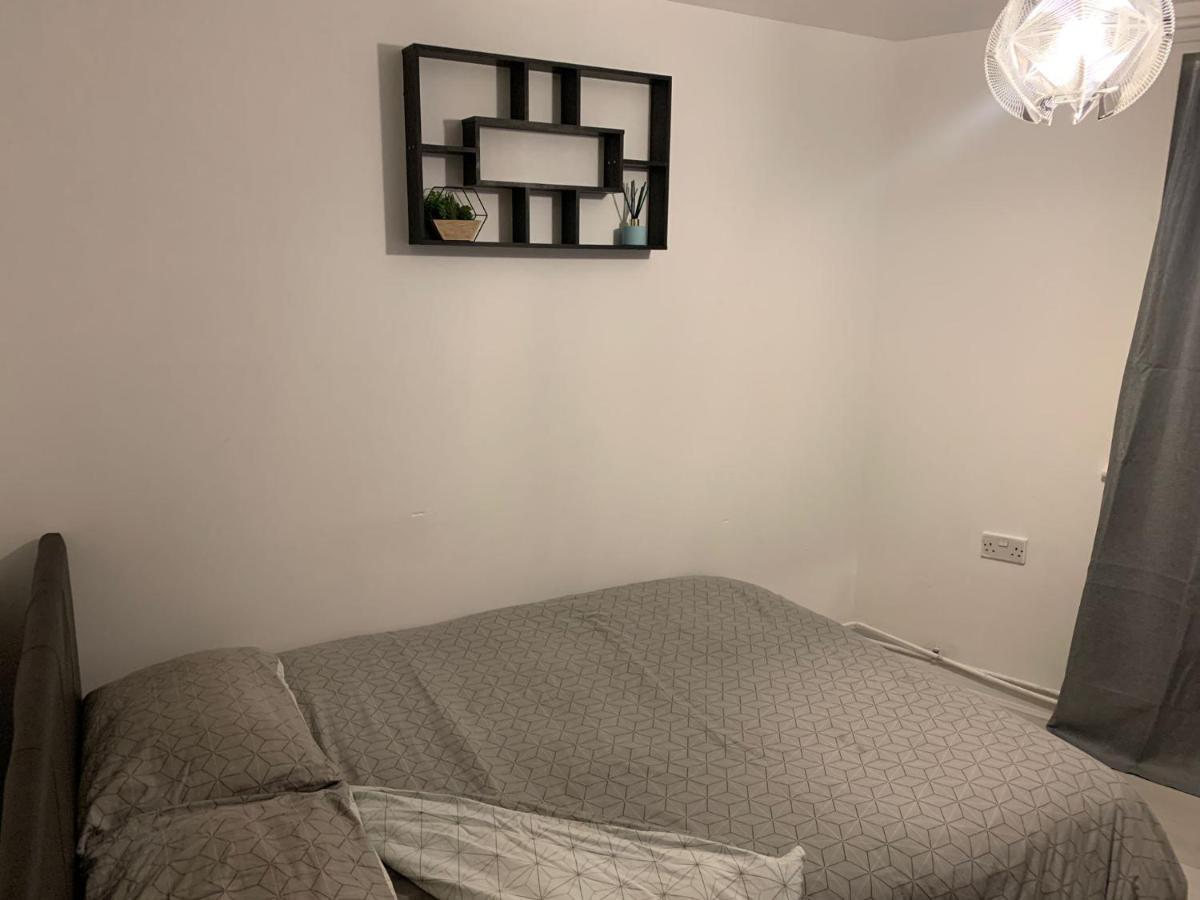 Room Near City London Exteriör bild