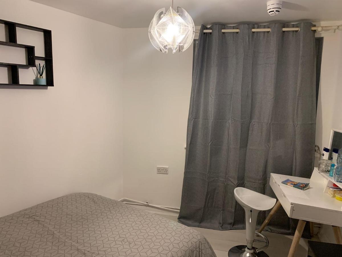 Room Near City London Exteriör bild